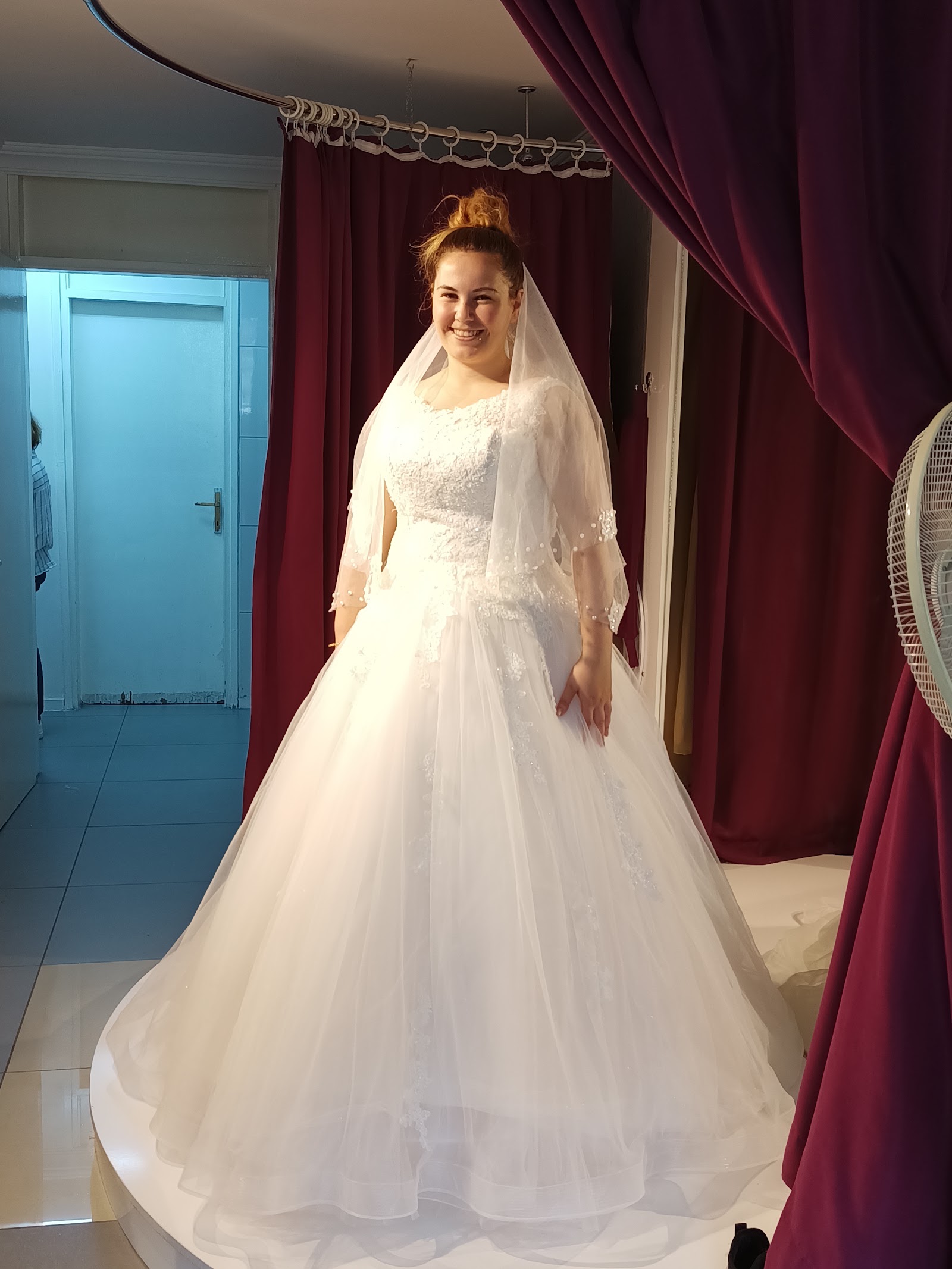 Seher Gelinlik ve Moda Evi